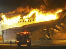 Avión se incendia en aeropuerto de Japón; 379 personas fueron evacuadas