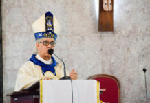 Arzobispo de Santiago: Ley DNI es un “jaque mate” a los derechos