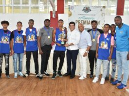 Premian al Eugenio María de Hostos como Club del Año en provincia Santo Domingo