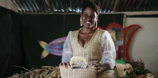 Gloria Reyes lleva a la FITUR marca artesanal de Supérate Manos Dominicanas