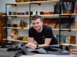 El hombre que destruye bolsas de 3000 dólares en internet