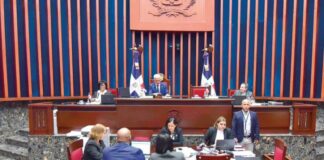 Los senadores dan luz verde a bonos, préstamo y nuevas leyes