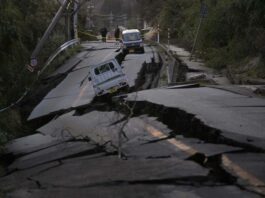 Se eleva a 73 la cifra de muertos tras devastador terremoto en el oeste de Japón