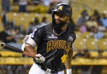 Águilas y Escogido intercambian jugadores