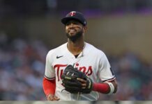 Ramón Laureano pasa al Escogido desde el Licey por Willi Castro