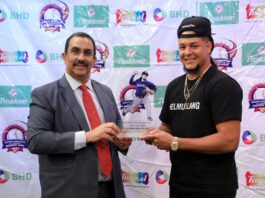 Luis Castillo gana el premio JJ Sports como Lanzador del Año en MLB