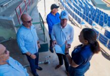 Ministro administrativo Igor Rodríguez visita estadio José Briceño y campo de fútbol Leonel Placido
