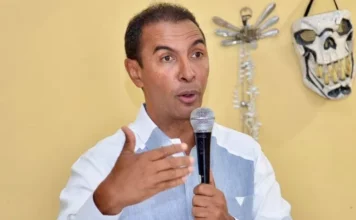 Domingo Contreras reta a Carolina Mejía a debate sobre drenaje pluvial