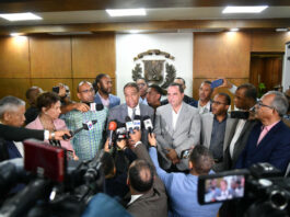 Partidos de oposición exigen a la JCE garantías electorales para elecciones de mayo