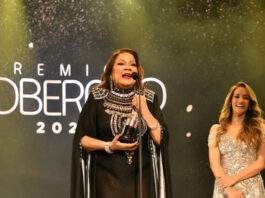 Ángela Carrasco, la cantante dominicana que cruzó el Atlántico y conquistó millones de corazones