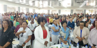 Enfermeras se sienten agotadas, mal pagadas y poco valoradas