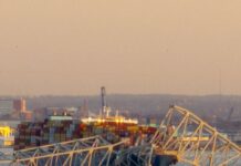 Cae un puente en Baltimore tras choque de un barco carguero, hay al menos 7 desaparecidos