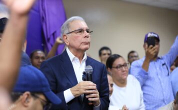 Danilo arremete contra delegados “cobardes” y “blandengues”