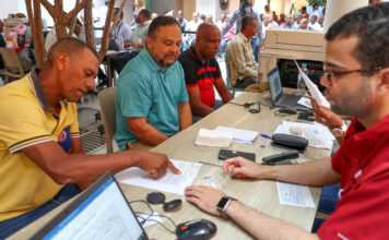 Ministerio de Hacienda llama a policías puestos en retiro a buscar sus cheques de indemnización por años de servicio