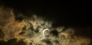 Lo que tienes que saber del eclipse solar de este 8 de abril si vives en República Dominicana