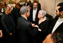 La clase política, familiares y amigos despiden a Franklin Almeyda