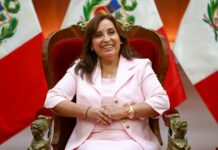 Boluarte llega a la Fiscalía para responder por el caso de los relojes Rolex