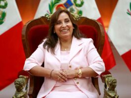 Boluarte llega a la Fiscalía para responder por el caso de los relojes Rolex