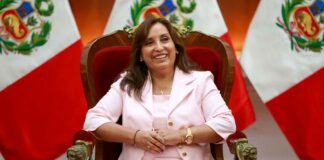 Boluarte llega a la Fiscalía para responder por el caso de los relojes Rolex