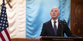 EEUU dice que devolverá a los haitianos que lleguen por mar al país