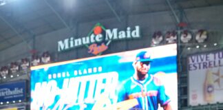 Ronel Blanco lanza no-hitter por los Astros