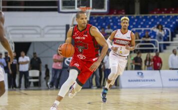Eulis Báez es el nuevo dirigente de los Leones de Santo Domingo