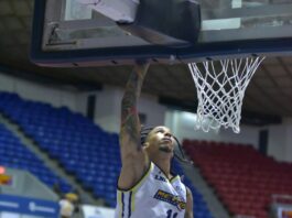 Metros aplastan a Soles