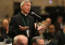 El obispo Strickland vuelve a la carga: «La Iglesia Católica ha sido infiltrada silenciosa pero metódicamente»