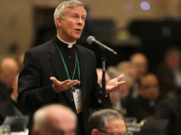 El obispo Strickland vuelve a la carga: «La Iglesia Católica ha sido infiltrada silenciosa pero metódicamente»
