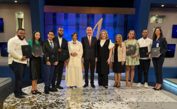 Mescyt entrega premios a los ganadores de la XIV competencia de emprendedores 2024