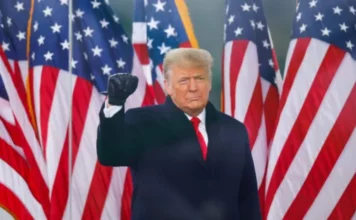 La Corte Suprema de EE.UU. concede a Trump inmunidad parcial por sus actos en una polémica decisión que supone una victoria para el expresidente