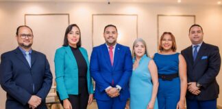 Juramentan nueva directiva en asociación de agrimensores