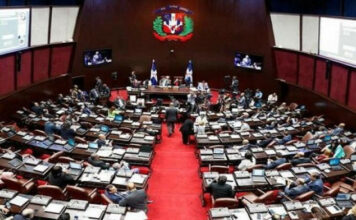 La Cámara de Diputados se ahorraría casi RD$1000 millones si reduce su número