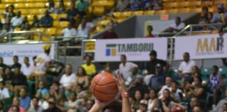 Eusebio Suero lidera victoria de Cañeros sobre los Metros