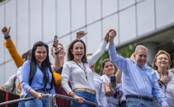 María Corina Machado rechaza nuevas elecciones y ofrece actas de oposición para revisión