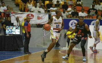 Metros derrotan a Reales y empatan en el primer lugar