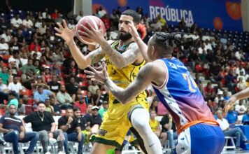 San Carlos vence a Huellas y sube al segundo lugar del grupo B en el TBS Distrito 2024