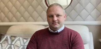 «Mi pareja me golpeaba y me prohibía ir al baño»: los hombres que denuncian el abuso que sufren de parte de sus mujeres a pesar del tabú