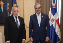 Presidente Abinader recibe en el Palacio Nacional al secretario general de la Organización de los Estados Americanos (OEA), Luis Almagro