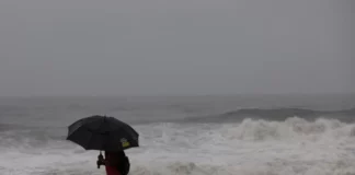 Emiten alerta meteorológica por vaguada y condiciones de peligro en la costa atlántica