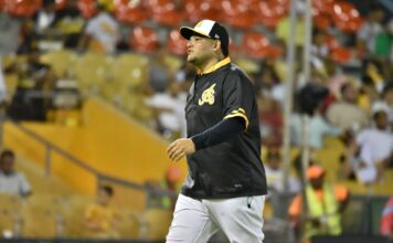 Águilas vencen a las Estrellas en debut de Yadier Molina como dirigente