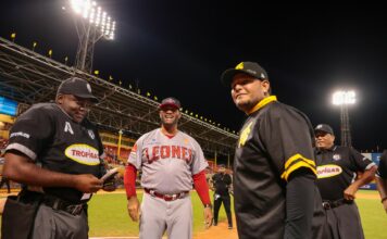 Pujols se lleva duelo contra Molina con victoria del Escogido