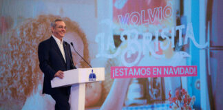 Presidente Abinader enciende la Navidad 2024; anuncia pago de regalía pascual para primera semana de diciembre