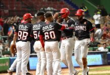 Leones remontan para obtener tercera victoria en línea