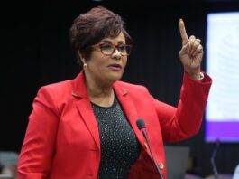 El descarado copy-paste de Josefa Castillo para comprar la Tahoe más cara en INAIPI