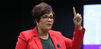 El descarado copy-paste de Josefa Castillo para comprar la Tahoe más cara en INAIPI