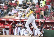 Águilas aplastan al Escogido