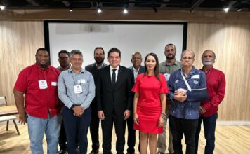 Adriano Abreu Sued es reelecto en la presidencia de la FDA