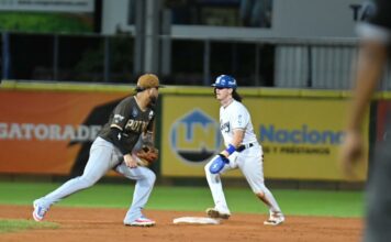 Licey aplasta a los Gigantes