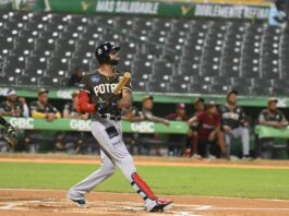 Henry Urrutia la saca en victoria de los Gigantes sobre las Estrellas